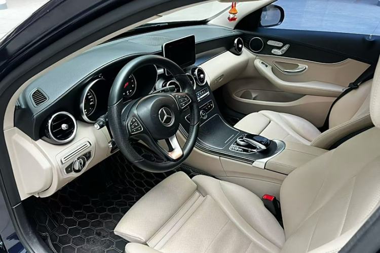 Used Mercedes-Benz C-Class 2015 C 200 L Sport Edition
