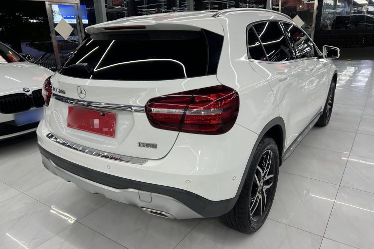 Used Mercedes-Benz GLA 2017 GLA 200 Fashion Model