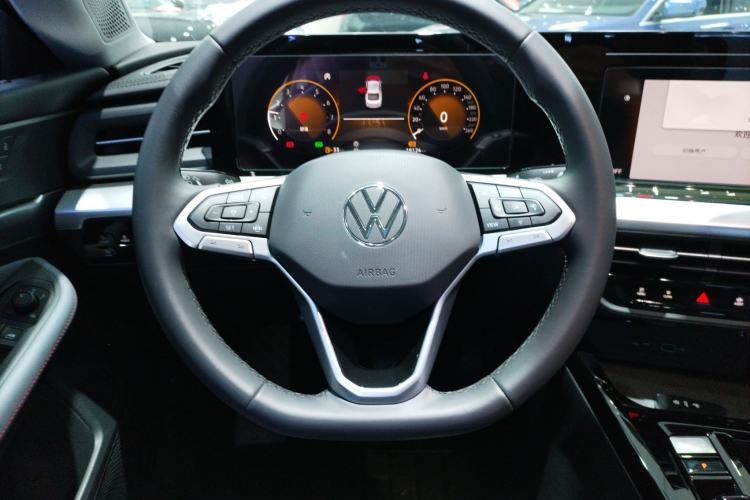 Used Volkswagen Lamando 2024 Lavida L 280TSI DSG Spicy Edition