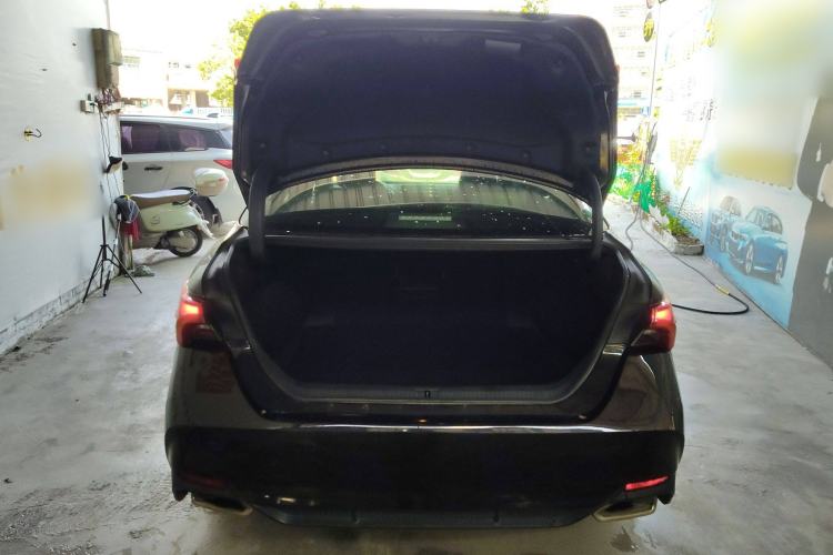 Used Toyota Avalon 2019 2.5L Ambition Version China VI Standard