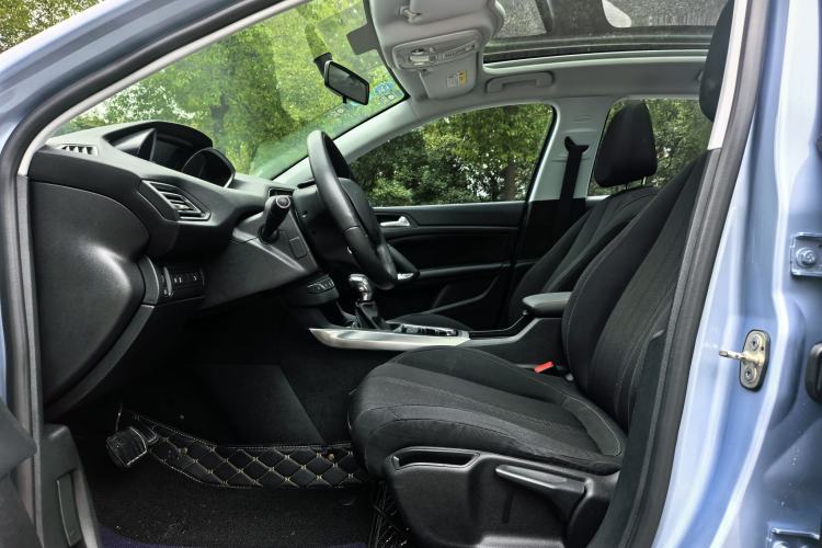 Used Peugeot 308S 2015 1.6T Automatic Jingchi Edition
