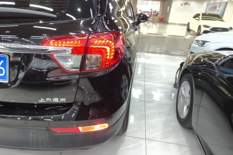 Used Buick Envision 2017 20T Two-Wheel Drive Luxury Model
