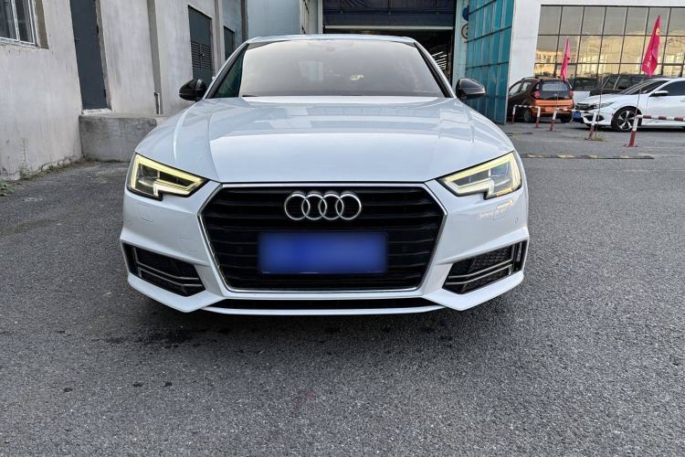 Used Audi A4L 2018 30th Anniversary Edition 40 TFSI Trendy Model
