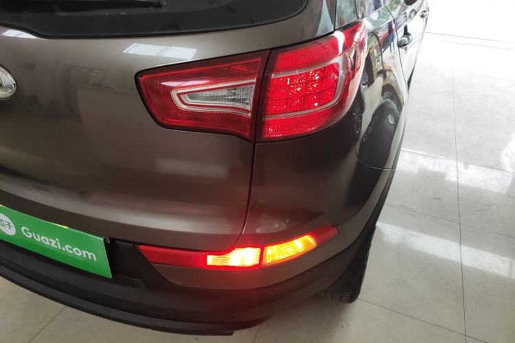 Used Kia Sportage R 2014 2.0L Automatic Two-Wheel Drive GLS Trim
