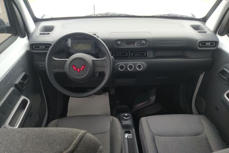 Used Wuling Zhiguang New Energy 2025 Comfort Model