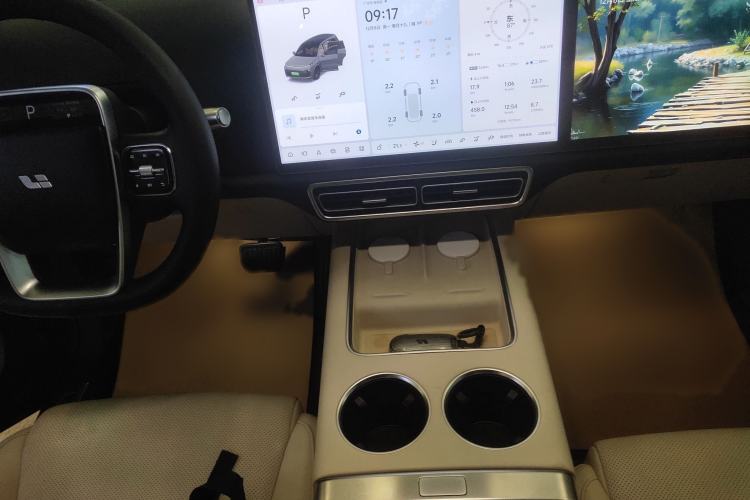 Used Li Auto L9 2022 Max model
