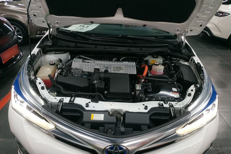 Used Toyota Corolla 2017 Revised Dual-Engine 1.8L E-CVT Leading Edition
