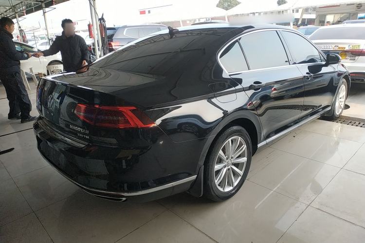 Used Volkswagen Magotan 2019 330TSI DSG Leading Model China VI Standard
