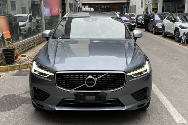 Used Volvo XC60 2018 T5 4x4 Smart & Sporty Edition
