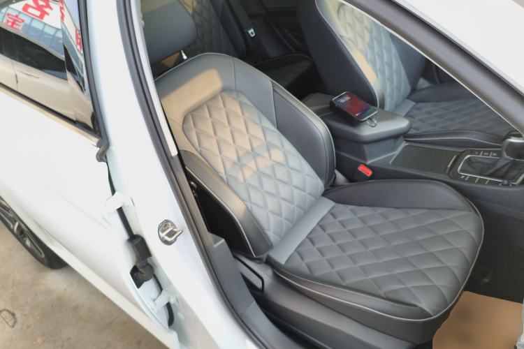 Used Volkswagen Sagitar 2023 300TSI DSG Excellence Edition
