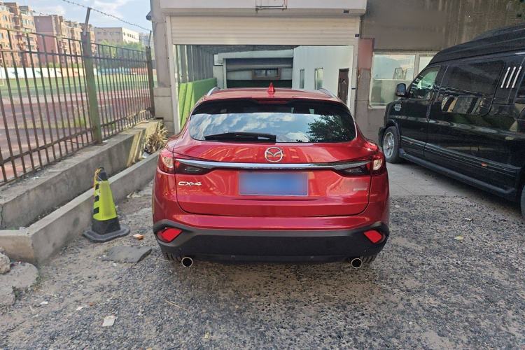 Used Mazda CX-4 2018 2.0L Automatic Two-Wheel Drive Blue Sky Dynamic Version China V Standard
