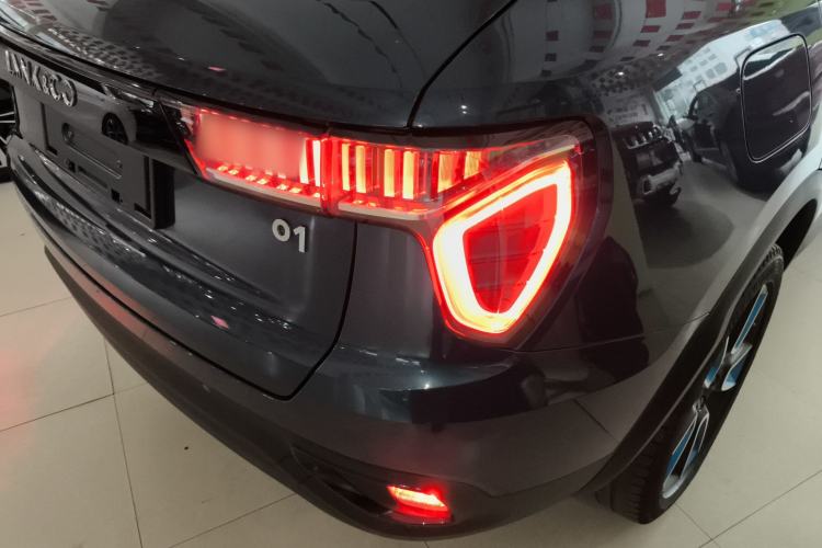 Used Lynk & Co 01 2019 2.0T Two-Wheel Drive Zhaopu Version China VI Standard
