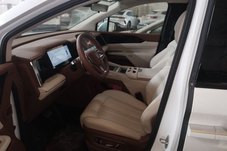 Used BYD Xia 2025 DM-i 1.5T 180km Beyond Edition
