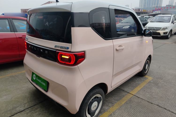 Used Wuling Hongguang MINIEV 2022 Macaron Premium Model – Lithium Ternary Battery
