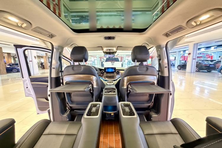 Used Mercedes-Benz V-Class 2021 V 260 L Long-wheelbase Luxury Edition