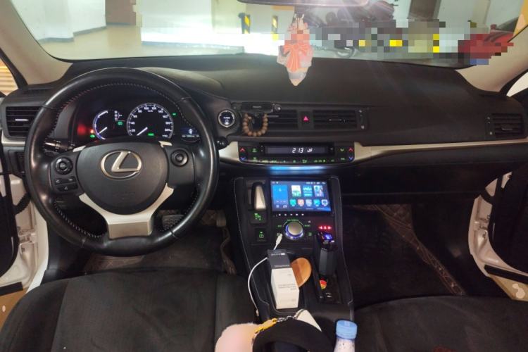 Used Lexus CT 2017 CT200h Elite Edition Two-Tone China V Standard