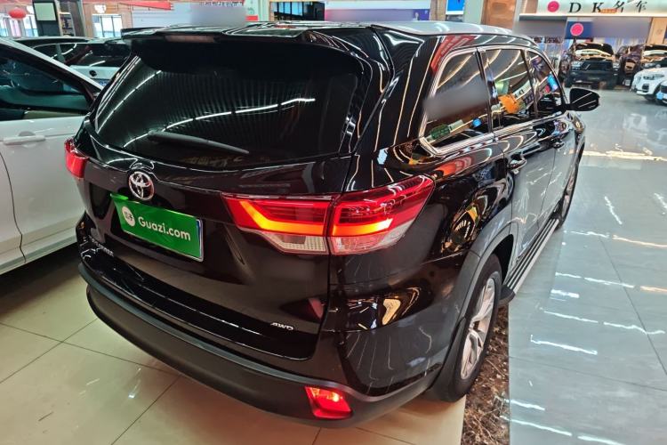 Used Toyota Highlander 2018 2.0T Four-Wheel Drive Elite Edition 7 Seats China VI Standard
