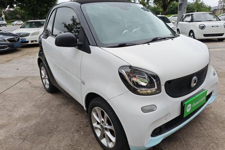 Used  fortwo 2018 1.0L 52kW Hardtop Dynamic Version China V

