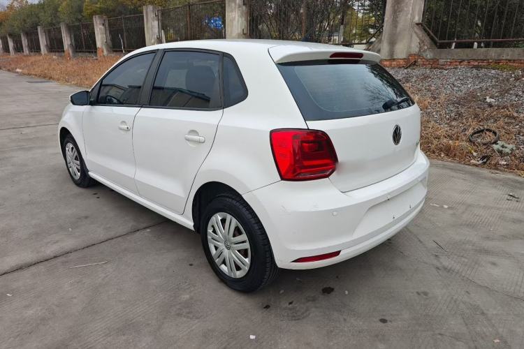 Used Volkswagen Polo 2014 1.4L Manual Fashion Edition