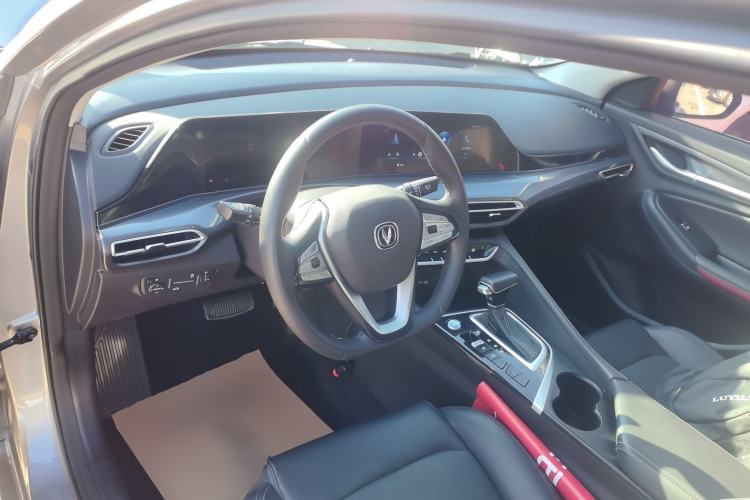 Used Changan Eado 2020 PLUS Blue Whale NE 1.4T GDI DCT Prestige Model
