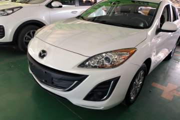 Used Mazda Mazda 3 2015 Hatchback 1.6L Manual Comfort Edition