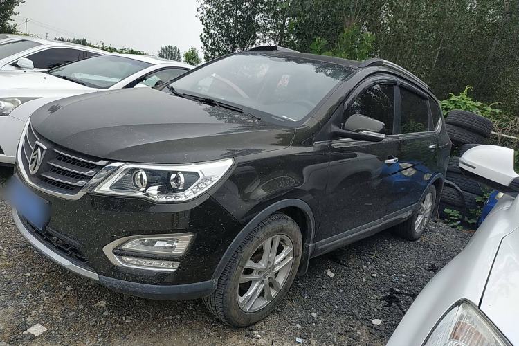 Used Baojun 560 2015 1.8L Manual Elite Model
