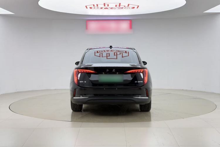 Used Hongqi E-QM5 2022 431 km Charge & Enjoy Edition