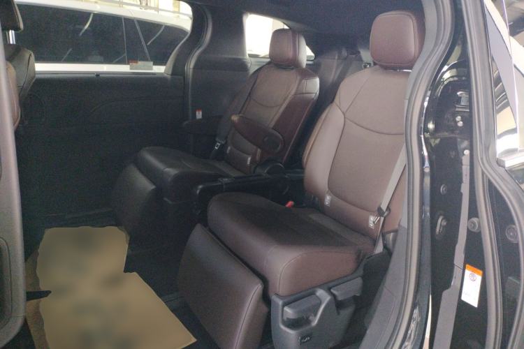 Used Toyota Granvia 2024 2.5L Hybrid Prestige PLUS Four-Wheel Drive Version