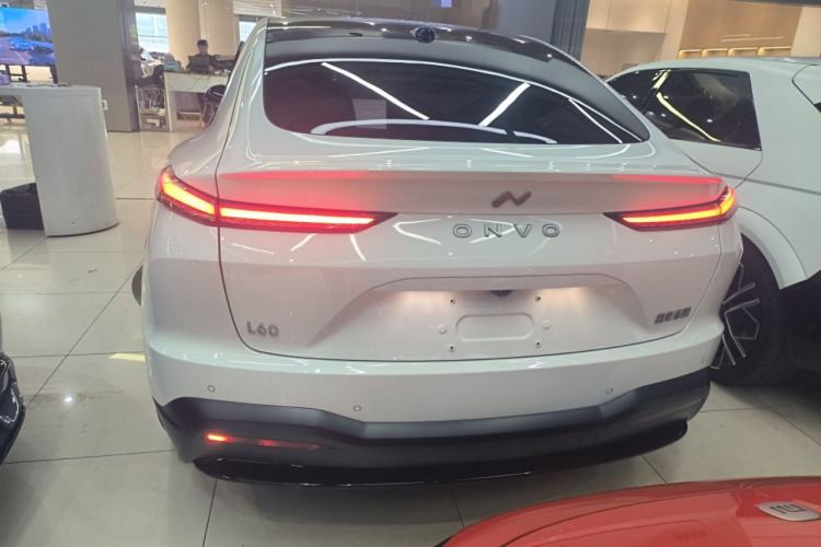 Used ONVO L60 2024 60 kWh Rear-Drive Version