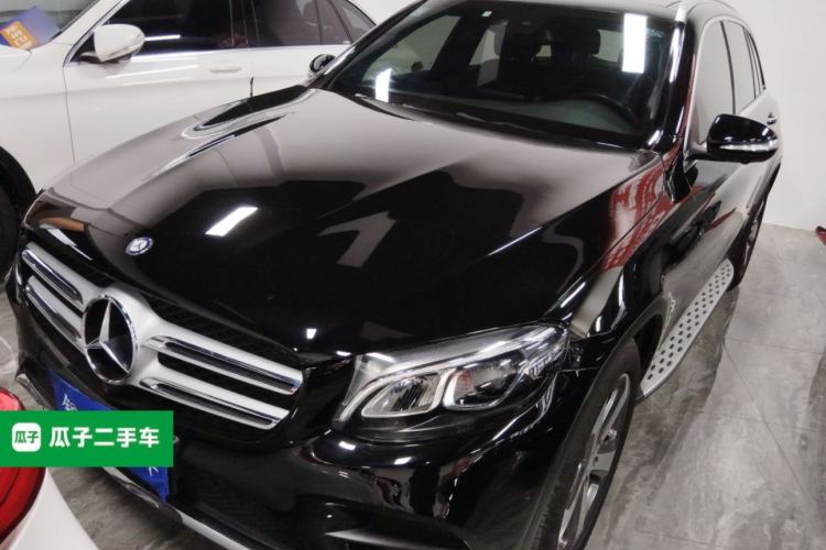 Used Mercedes-Benz GLC 2017 GLC 260 4MATIC Luxury Model
