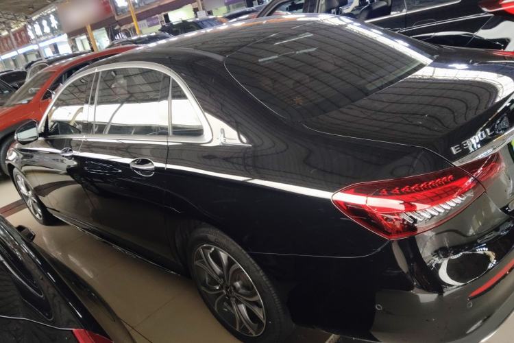 Used Mercedes-Benz E-Class 2021 E 300 L Sporty and Stylish Model
