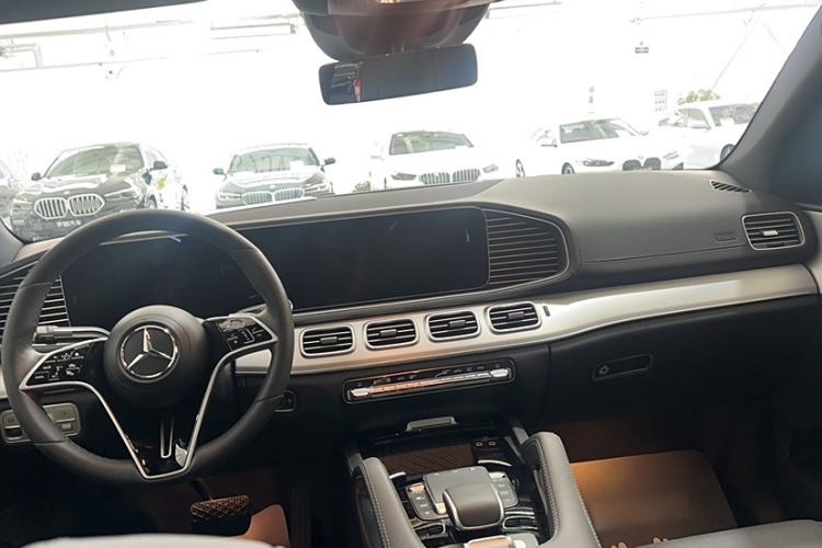 Used Mercedes-Benz GLE Coupe 2024 GLE 450 4MATIC Coupe SUV Fashion Model
