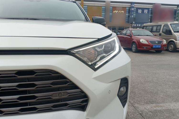 Used Toyota RAV4 2020 Dual-Motor 2.5L E-CVT Four-Wheel Drive Flagship Edition