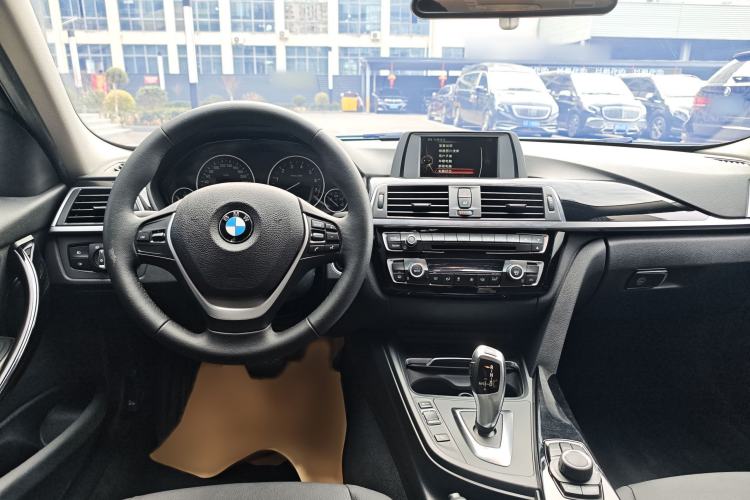 TDK.VehicleDetails.img