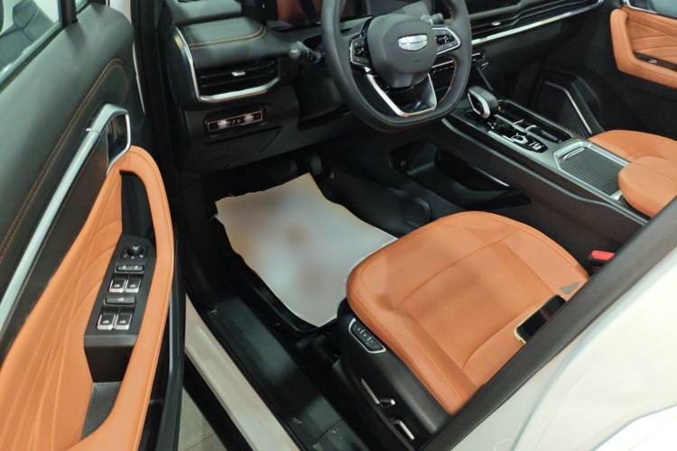 Used Geely Auto Haoyue L 2024 2.0T DCT Flagship Version
