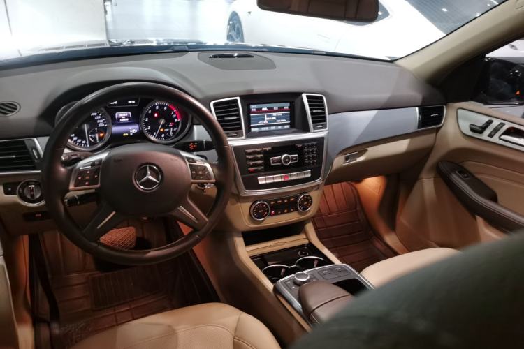 Used Mercedes-Benz M-Class 2015 ML 320 4MATIC