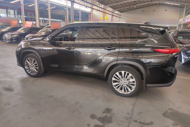 Used Toyota Highlander 2023 2.5L Smart Electric Hybrid Dual-Engine Four-Wheel Drive Prestige Version – 7 Seats
