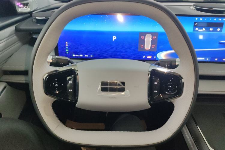 Used  E8 2025 575 km Exploration Intelligent Driving Edition
