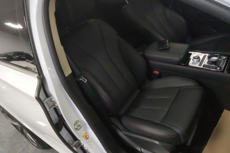 Used BYD Tang New Energy 2019 EV600 Two-Wheel Drive Smart Connectivity Deluxe Model
