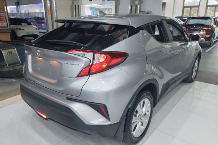 Used Toyota IZOA 2021 2.0L Enjoy Edition
