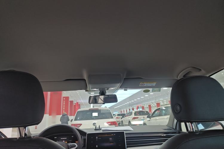 Used Volkswagen Tiguan L 2022 330TSI Automatic Two-Wheel Drive Comfort Edition
