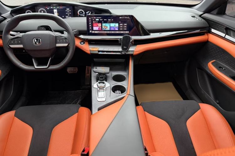 Used Changan UNI-V 2023 1.5T Sport Edition