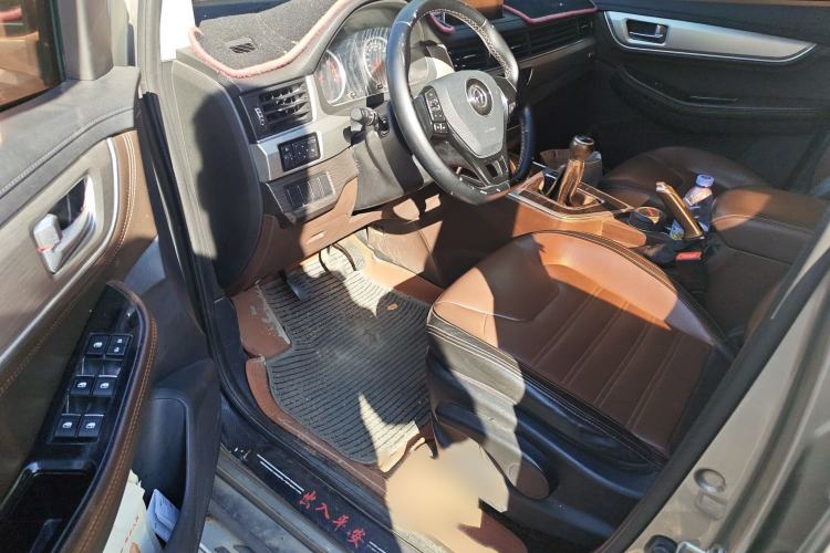 Used FORTHING SX6 2018 1.6L Manual Luxury Model
