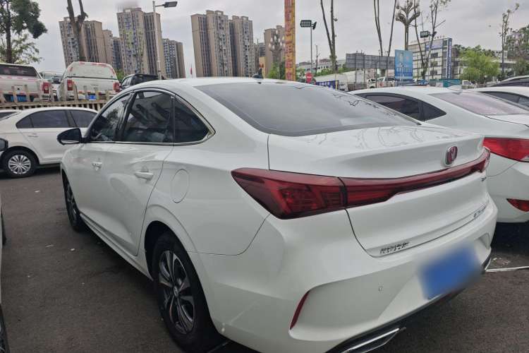 Used Changan Eado 2023 Changan Edition PLUS Blue Whale NE 1.4T GDI DCT Prestige Version
