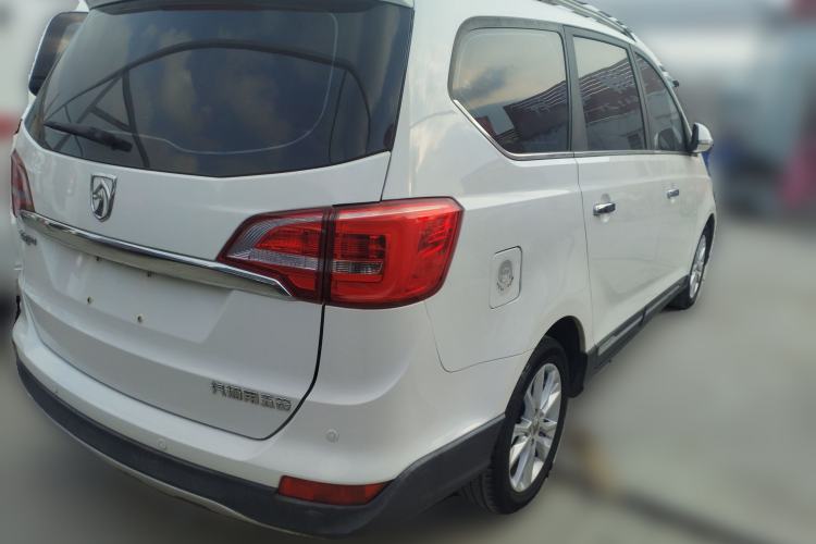 Used Baojun 730 2016 1.5L Manual Comfort Version 7 Seats China V Emission Standard
