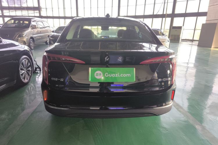 Used Hongqi E-QM5 2022 431 km Charge & Enjoy Edition