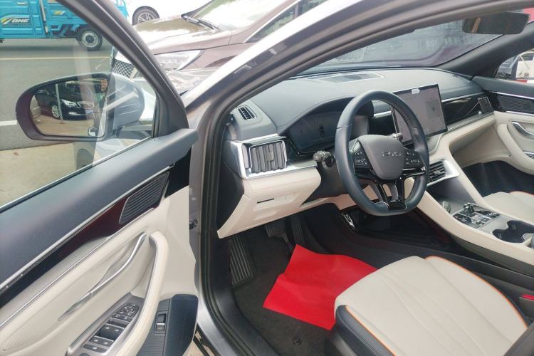 Used BYD Song PLUS New Energy 2023 Champion Edition DM-i 110KM Flagship Model
