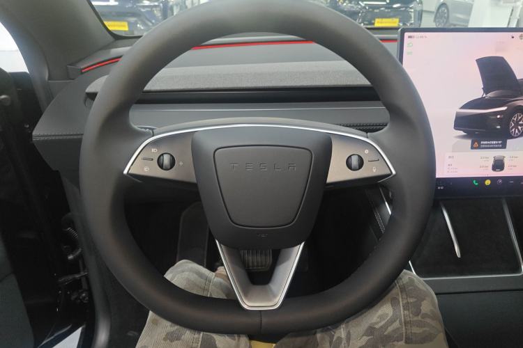 Used Tesla Model Y 2025 Updated Version Long-Range All-Wheel Drive