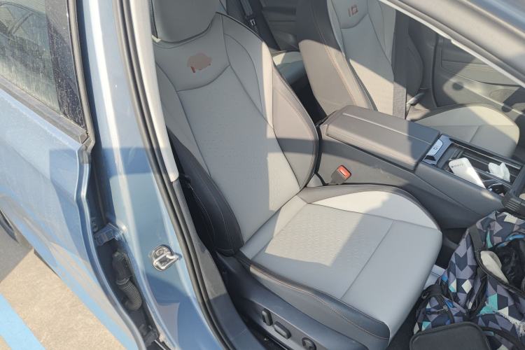 Used Volkswagen ID.7 VIZZION 2024 AIR model
