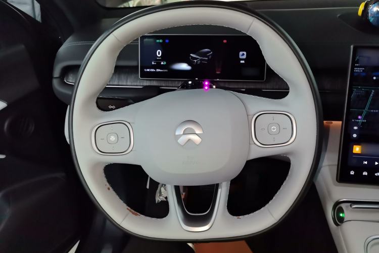 Used Nio ES6 2024 75 kWh
